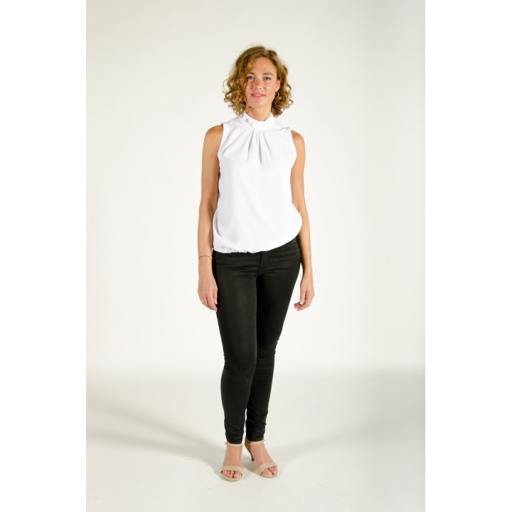 Blusa halter sin mangas