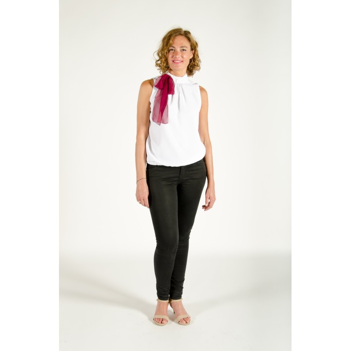 Blusa halter sin mangas
