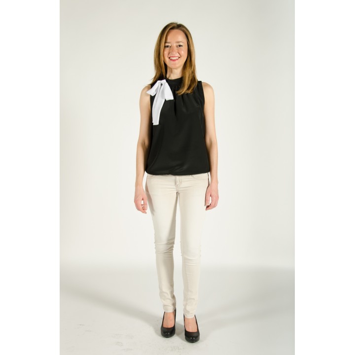 Blusa halter sin mangas