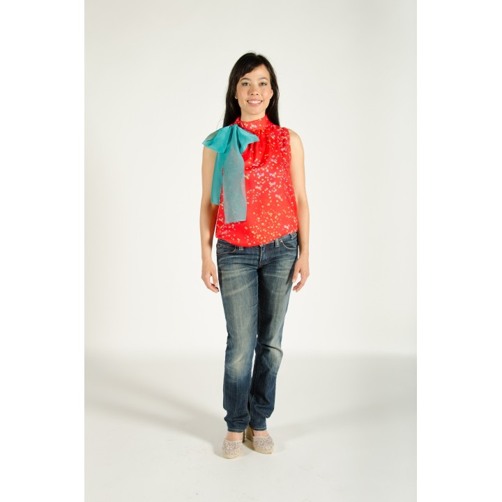 Blusa halter sin mangas