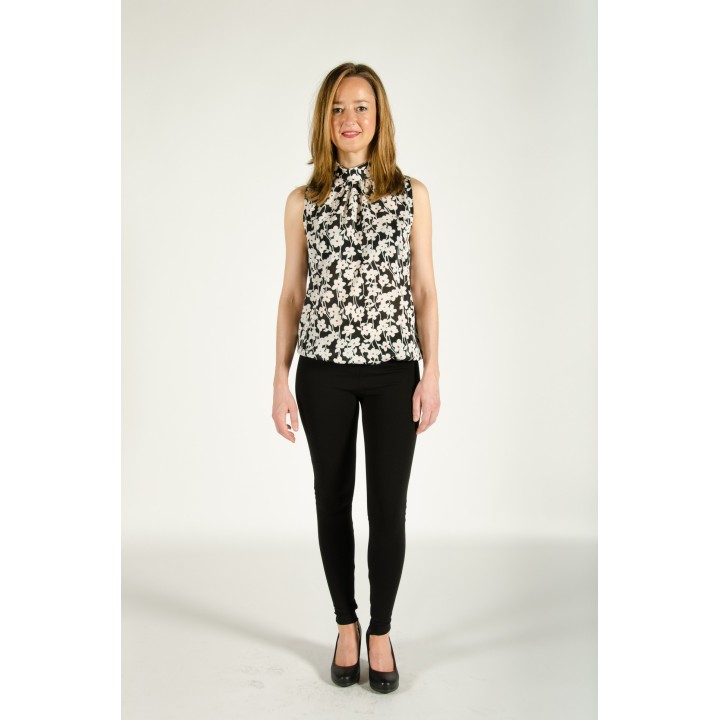Blusa halter sin mangas